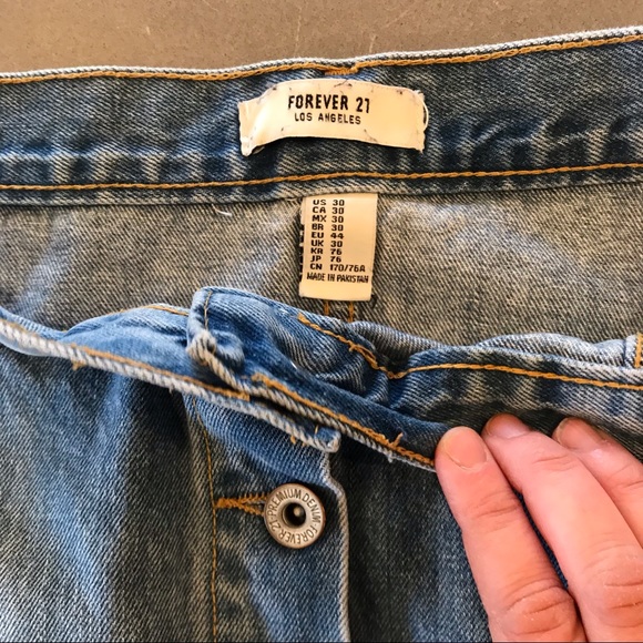 Forever 21 Button Front Denim Mini Skirt Sz 30 - Picture 3 of 3